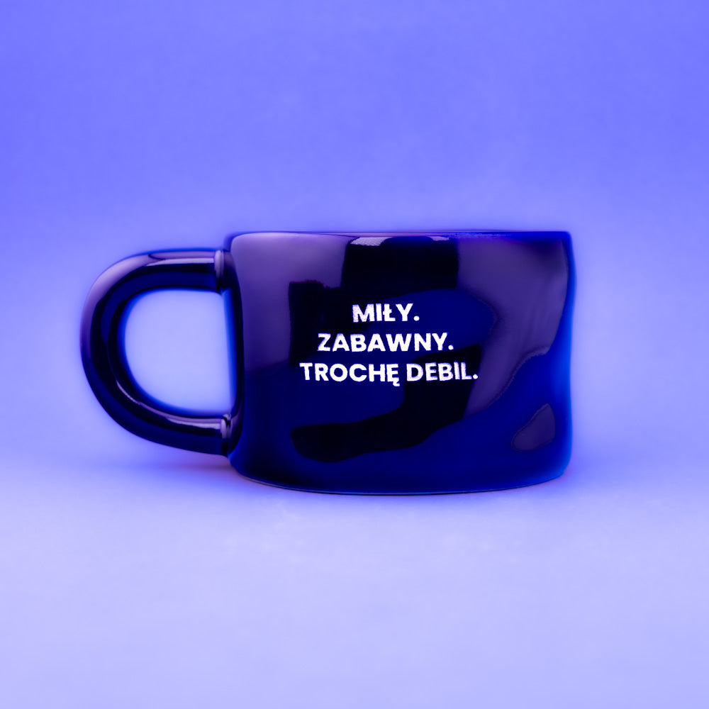 Miły. Zabawny. Trochę debil. - Granatowy (Klasyk)