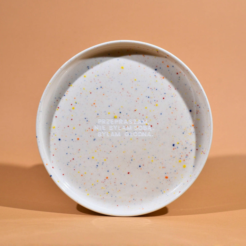 Talerz Przepraszam, nie byłam sobą. Byłam głodna. - Beżowy