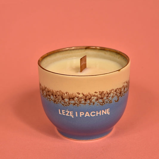 Świeca sojowa „Leżę i pachnę” (Milo)