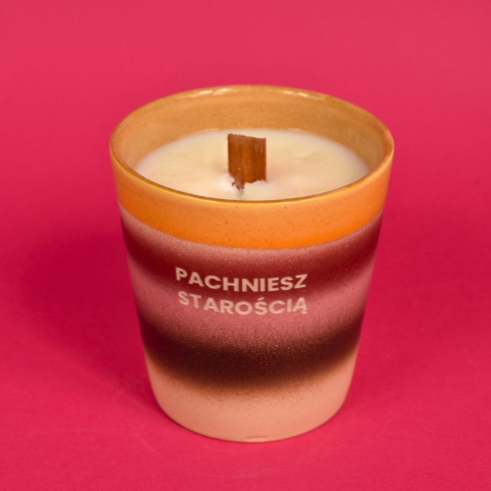 Świeca sojowa „Pachniesz starością”