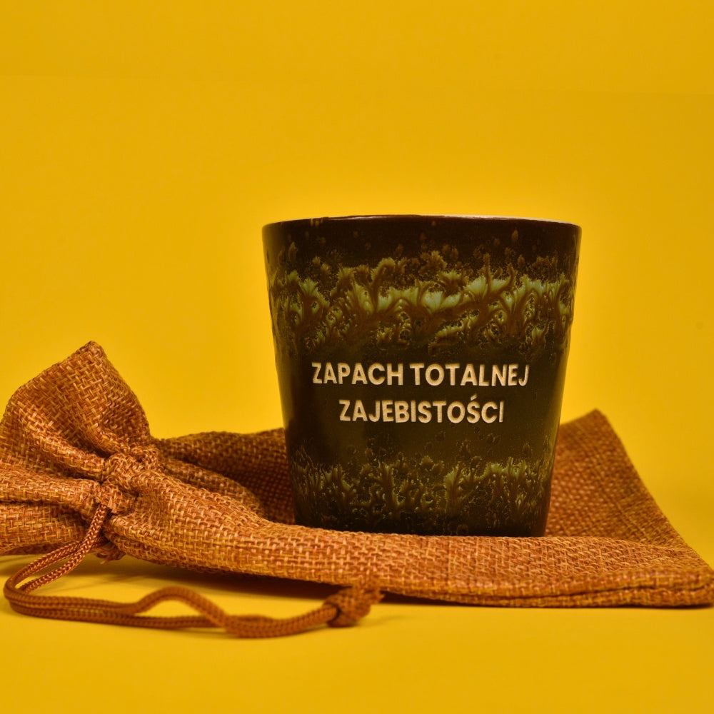 Świeca sojowa „Zapach totalnej zajebistości” (Cleo)