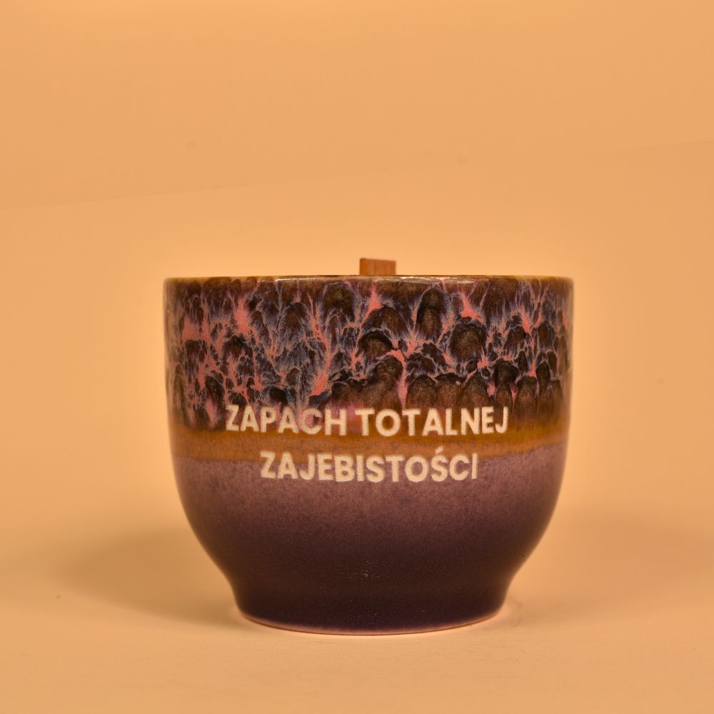 Świeca sojowa „Zapach totalnej zajebistości” (Bruno)